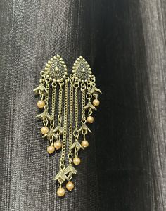 Chandani Earing