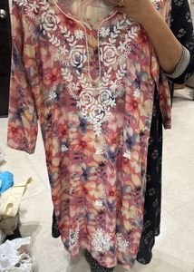 Floral Embroidered Kurta