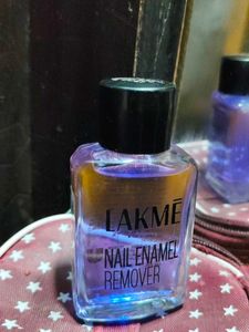 Lakme Nail Enamel Remover