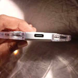 This is a new wireless charger.Limited Stock ⚠️