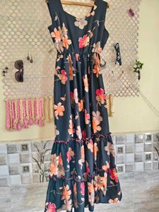 🎁Buy 1, Get 1 Free🎁Size M/L Floral Maxi Dress