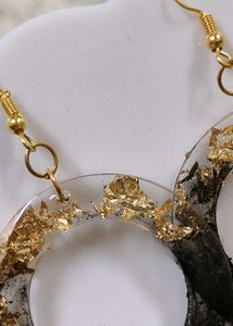 Resin Earing.