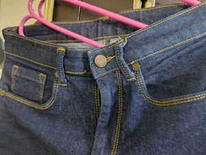 HERE &amp; NOW BRAND NEW SLEEK JEANS