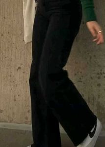 Black Baggy Jeans