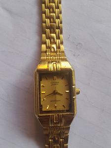 Citizen Golden Watch Not Working