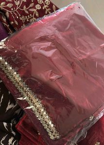 Maroon Embroidered saare with ready blouse