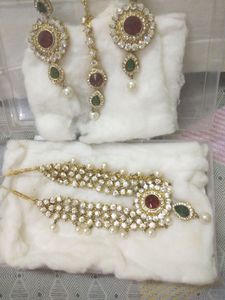 Heavy Party Wear Set....