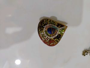 Party Wear Saree Pins