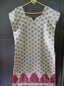 Green Floral Kurta With Free Gift