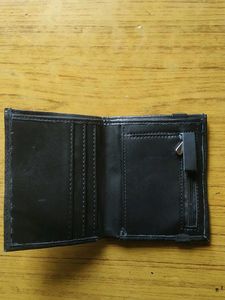 Simple Black Wallet Double fold