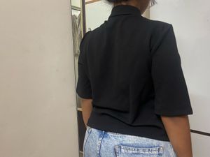 Black Plain Zip Up Crop Top