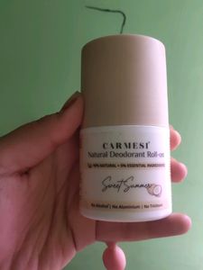 Carmesi Natural Deodorant Roll-On