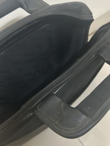 HCL Laptop With Compartments Inside