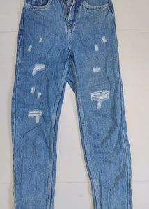 Ripped Boyfriend Jeans