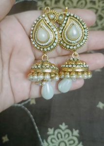 ✨ Elegant Gold &amp; Pearl Necklace Set (Used Once) ✨