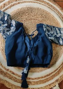 Saree With Paded Stich Blouse