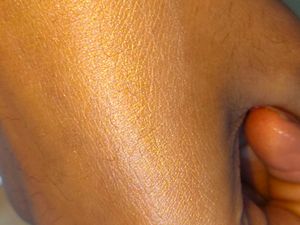 Just Herbs Lumi-Glow Strobe Cream + LIPSTICK