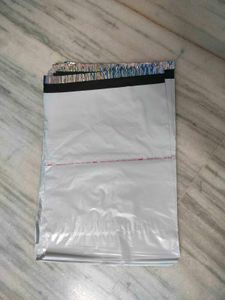 10 Courier Bag