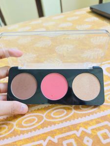Blush &amp; Highlighter Palette