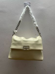 Elegant Shoulder Bag