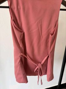 Chic Sleeveless Top