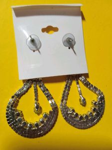 Very Best Earring And Light Weight