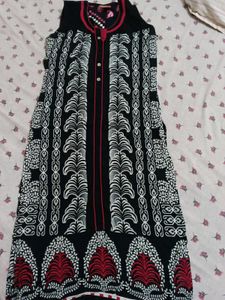 I Am Selling Kurta Sets