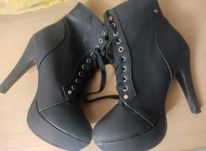 Black Boots 39 Size