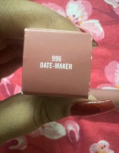 MAC Powder Kiss Liquid Lipstick "Date-Maker"
