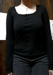 Black Y2k Top