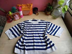 trends white&amp;blue top