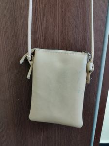 Mobile sling bag