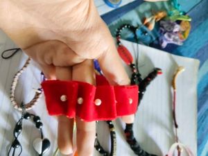 13 Handbands