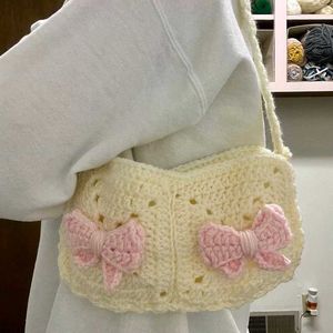 Crochet Bow Bag