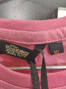 A Soft Light Pink XL Tshirt