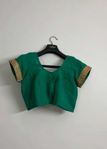 Emerald Green Saree with Gold Embroidery✨️