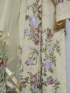 Floral Embroidered Salwar Kameez