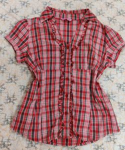 Red Ruffle Half Shirt