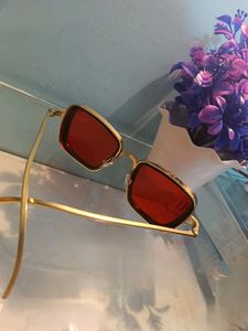 Fashionable Red Shades Heavy Quality