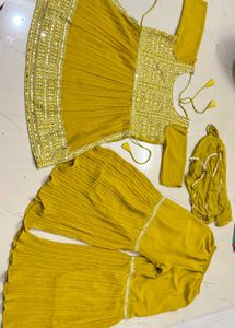 Elegant Yellow Kurta Set