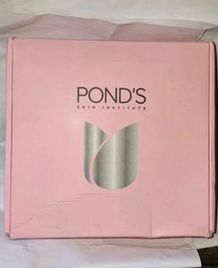 Pond's Skincare Kit Including Influencer's Box