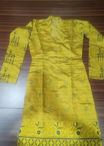 Top And Plazoo ( Yellow An Nevy blue)
