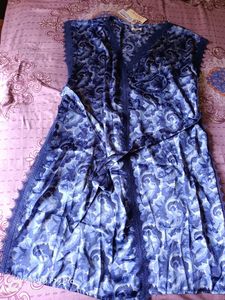 Zivame Artsy Leaves Woven Robe -medievel Blue