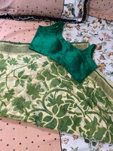 Saree With Blouse