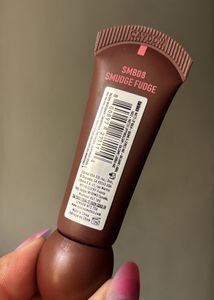 Nyx Smushy Matte Lipbalm :- Smudge Fudge