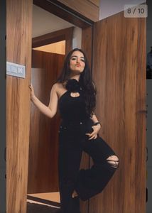 Urbanic Black Jeans 🖤▪️🦓🏴⬛️🐦‍⬛🗝️🦨♟️