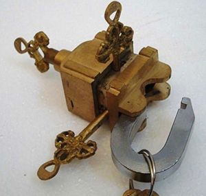 BRASS BLESSINGS VINTAGE PADLOCK 🔐