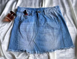 Price Drop Y2K Mini Skirts 🎀