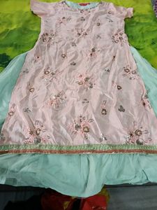 Embellished Kurta Set
