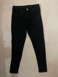 Black Skinny Jeans